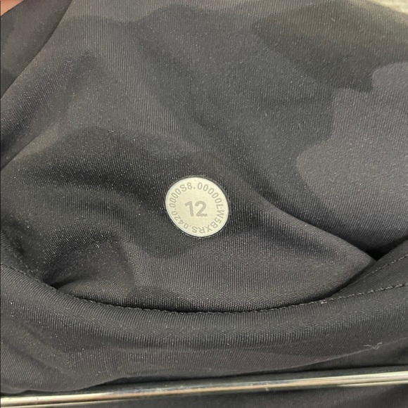 lululemon athletica Black Camouflage Leggings - Picture 4 of 4